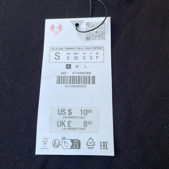 Zara Sleeveless Mock Neck Top - Picture 4 of 4